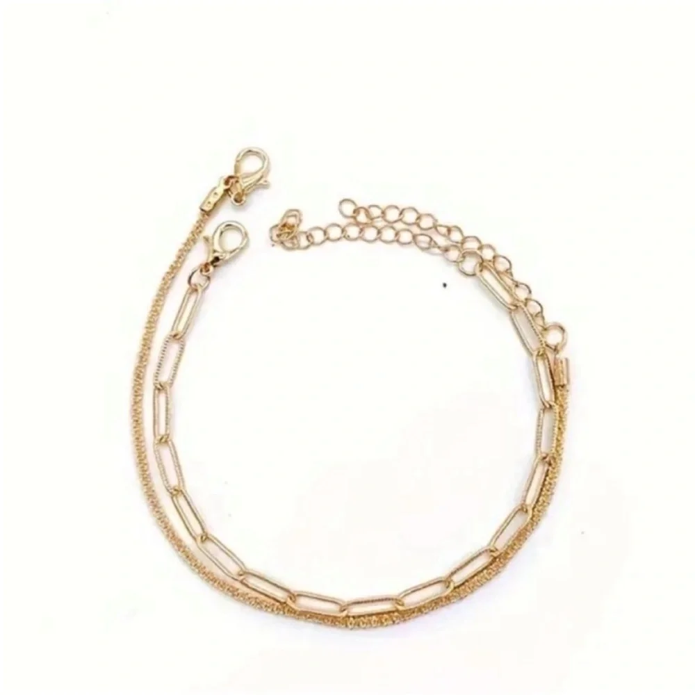 NWOT Zara 18K Gold Plated Paperclip Stack Bracelet Set